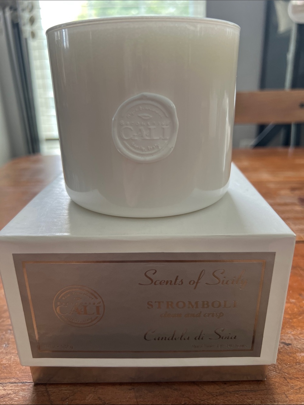 Cali Scents of Sicily Stromboli Scented Soy Candle — White Ceramic Vessel -18 oz